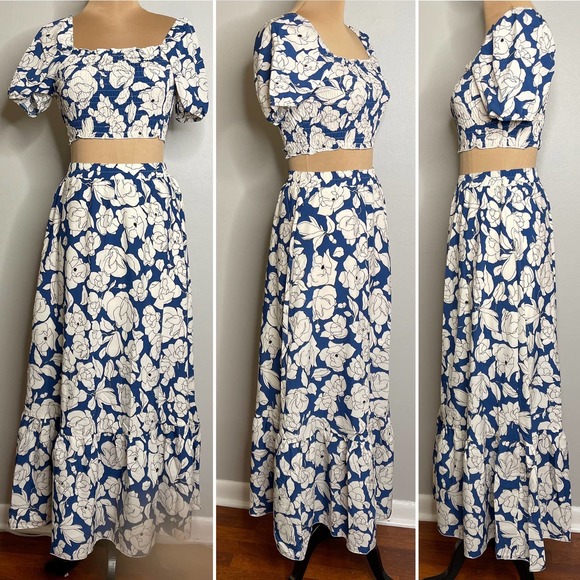 Blue White Floral Print Dress Set Puff Sleeve Crop Top Flowy Skirt Packable S 4 - Picture 8 of 11